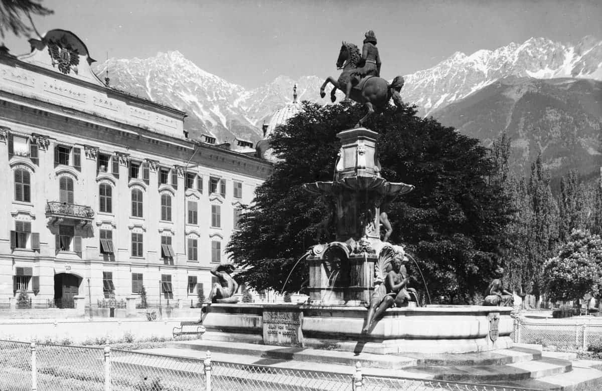 Die Blutbuche in Innsbruck, historische Aufnahme